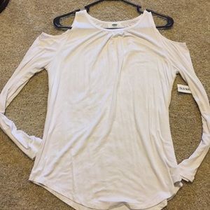 Old Navy Tops - Cold shoulder old navy long sleeve Old Navy Tops - Cold shoulder old navy long sleeve